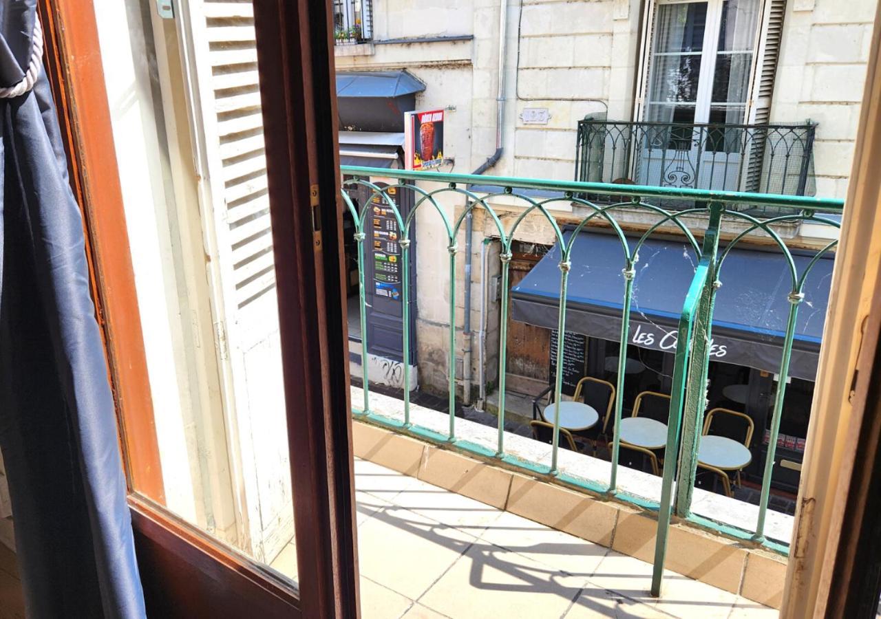 "Colbert Triplex" 3 Chambres - Balcon - Patio - Cathedrale Tours Exterior photo